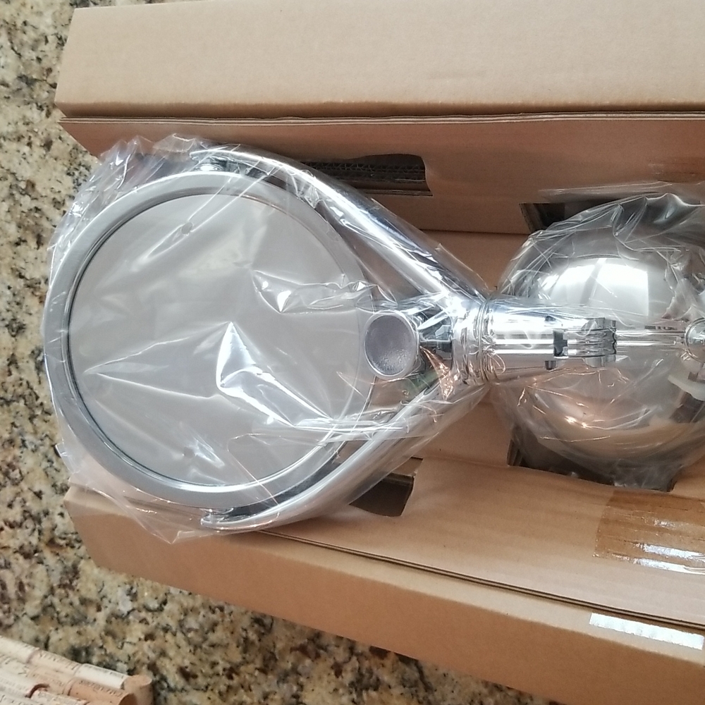 COPY - Battery Operated Lighted Makeup Mirror